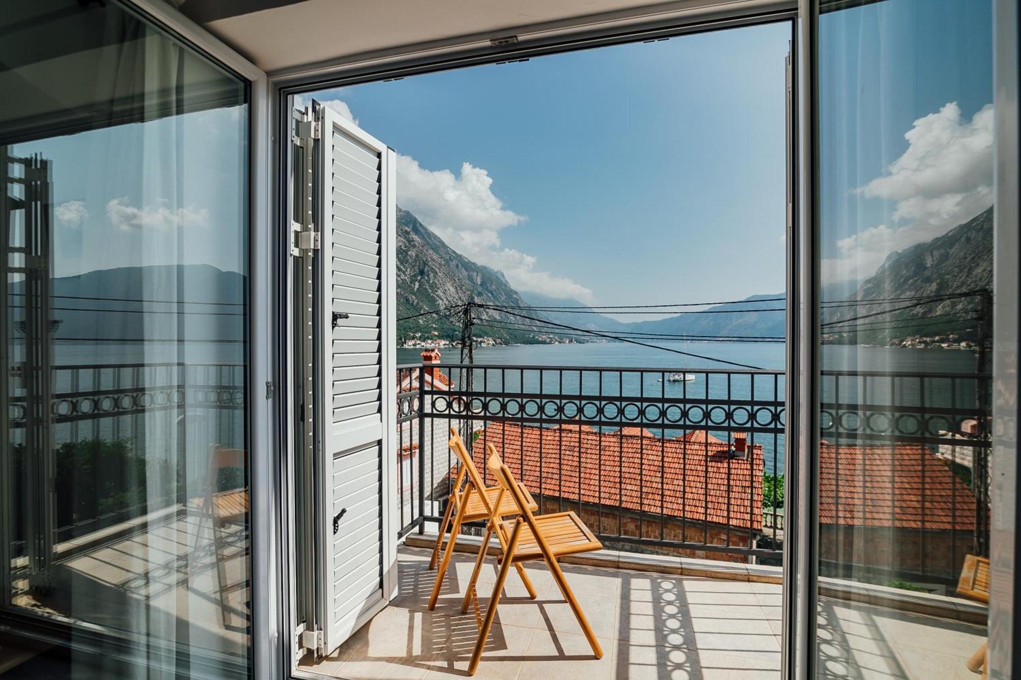 Holiday Home Amanda Hollick โกตอร์ ภายนอก รูปภาพ