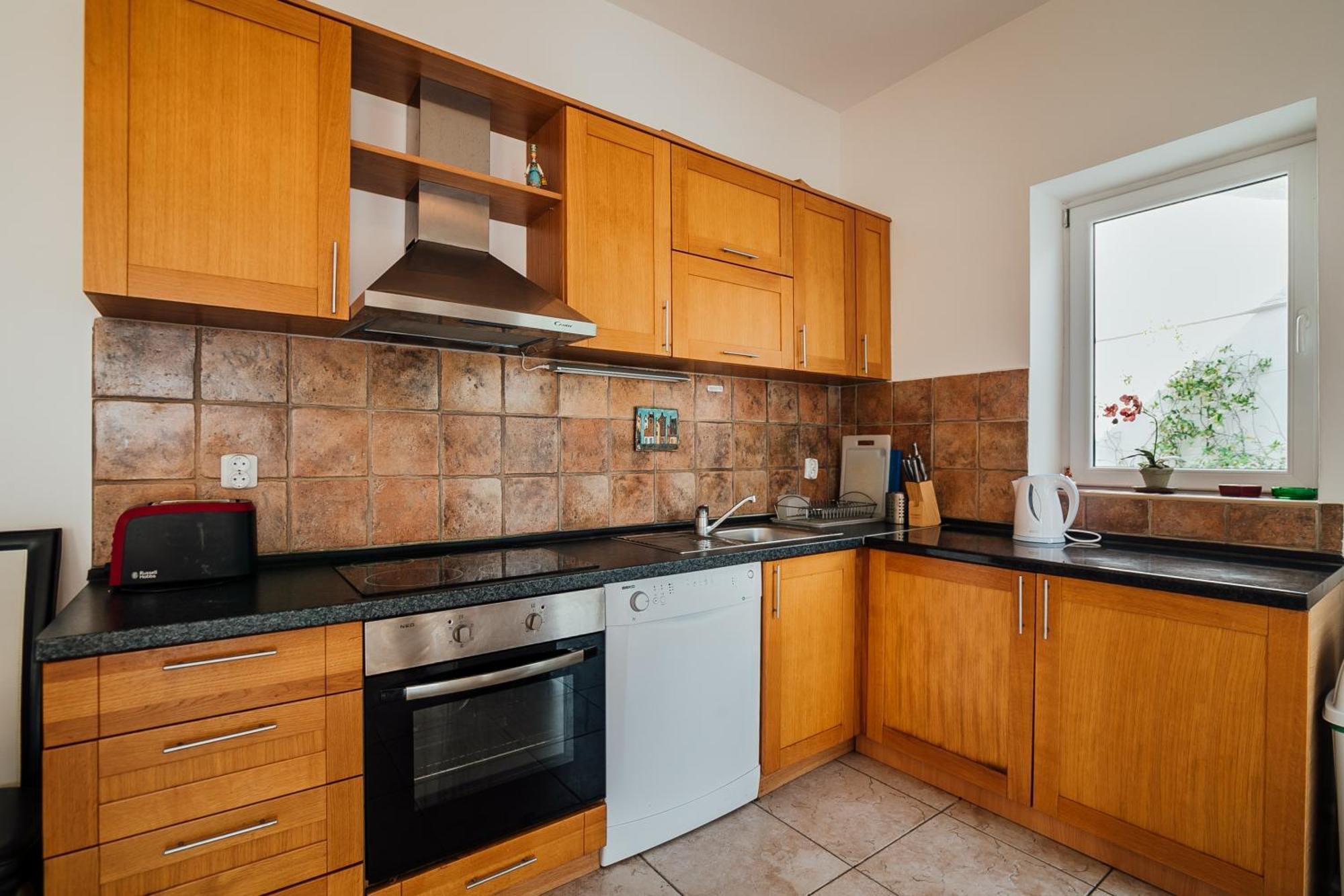 Holiday Home Amanda Hollick โกตอร์ ภายนอก รูปภาพ